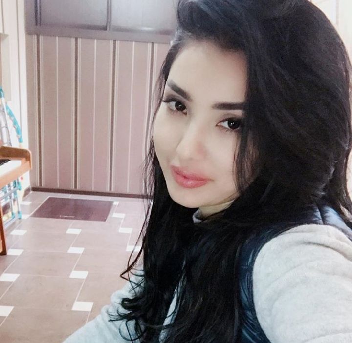 Pendik Escort Mona