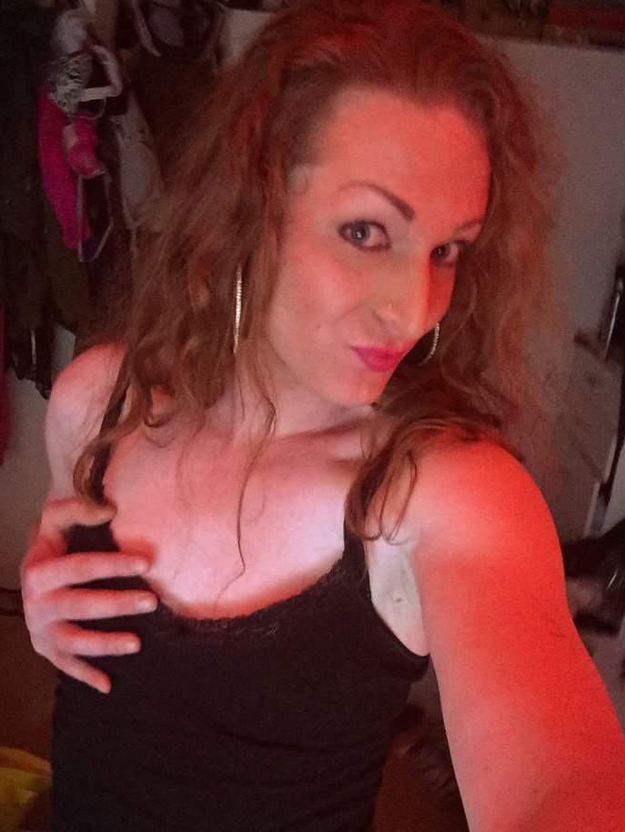 Kurtköy Vip Olgun Elit Escort Bayan Zehra