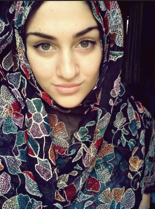 Bostancı Anal Yapan Mavi Gözlü Kapalı Escort Bayan Cihanfer