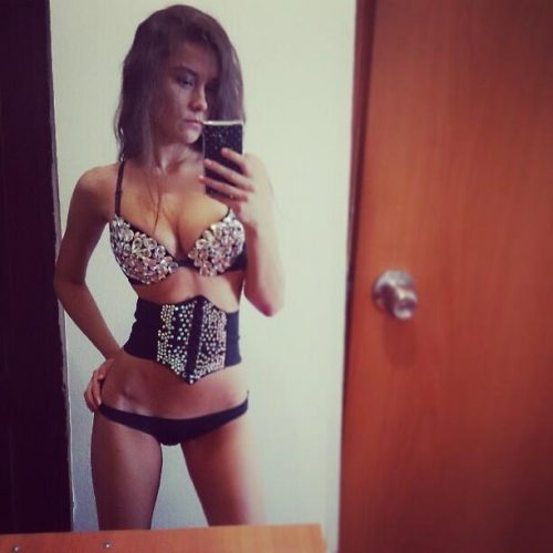 Pendik Grup Yapan Balık Etli Swinger Escort Bayan Ziba