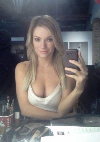 Tuzla Rezidansa Gelen Öğrenci Azgın Escort Bayan Ferah